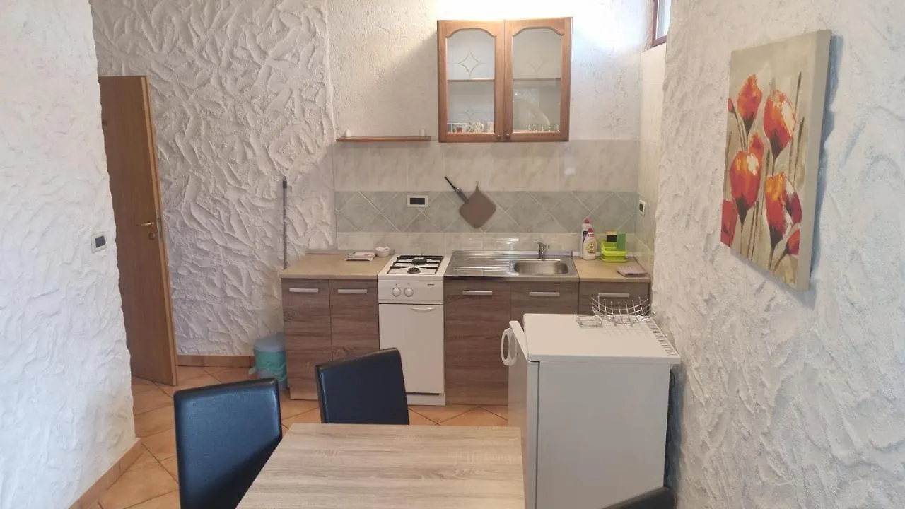 B&B Feral Ровинь