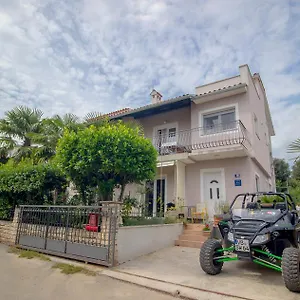 Mirta Apartman