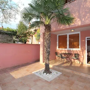 Sturago Apartman