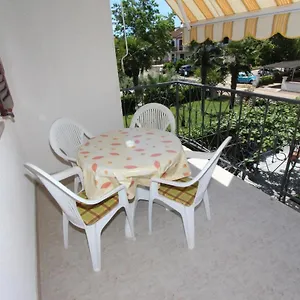 Denise Apartman